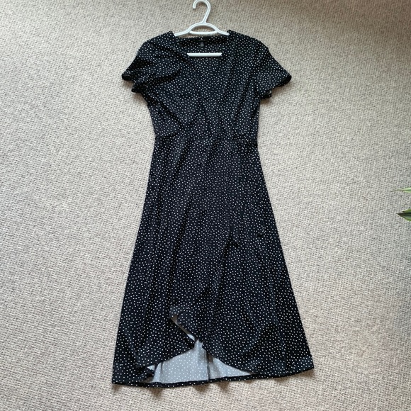 Nice summer dress - Picture 1 of 5